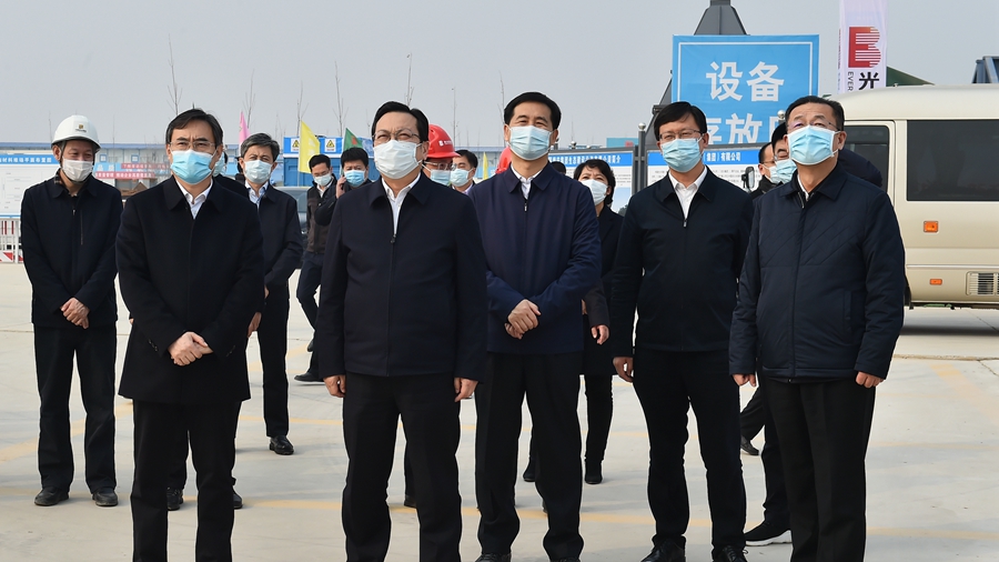 張國華到雄縣調研新區有關公共服務項目建設進展