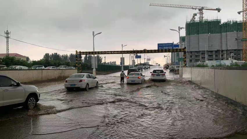 頂風冒雨堅守崗位！為雄安這群人點贊