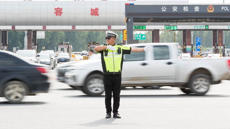 我和雄安的故事第52期丨宋愛國：每天喝5L左右的水，再熱也要戰(zhàn)酷暑保暢通