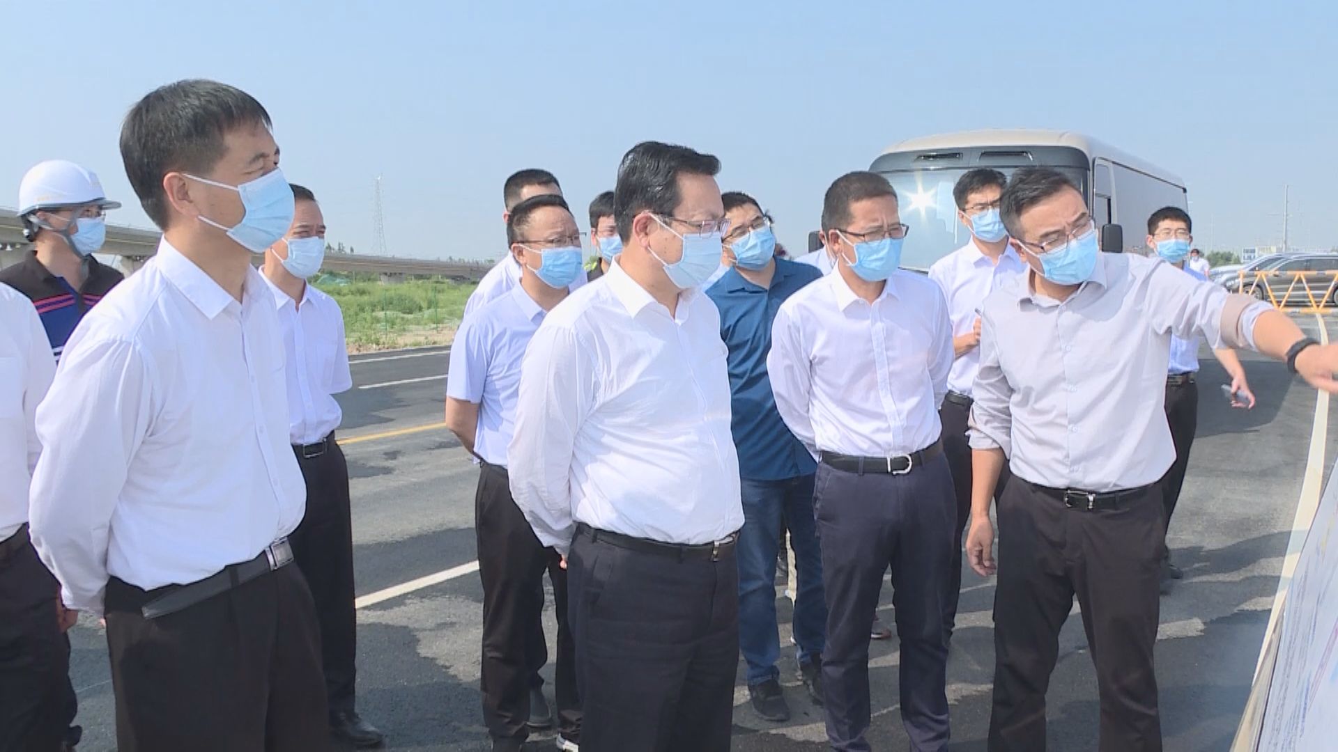 時(shí)政播報(bào)丨張國(guó)華調(diào)研新區(qū)道路體系建設(shè)情況