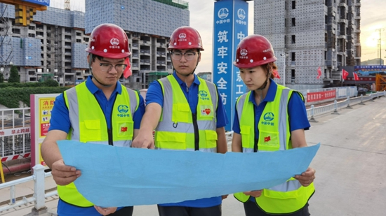 圖集丨國慶我在崗！雄安建設(shè)者用實際行動向祖國生日獻禮