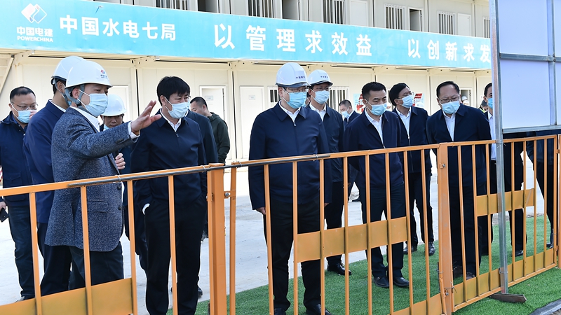 張國華調研容東片區市場化項目建設情況