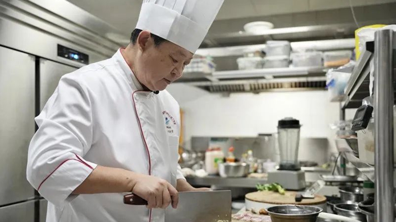家鄉雄安丨“雄安魚王”顯身手！他推薦了這道“新白洋淀菜”→