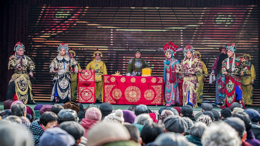 戲曲進鄉村！容城縣“新春唱大戲”唱暖白塔村